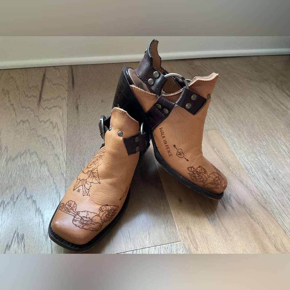 Fluevog Loretta size 8